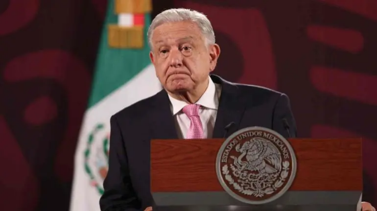 nadie_le_echo_a_hacienda_dice_amlo_a_loret_de_mola