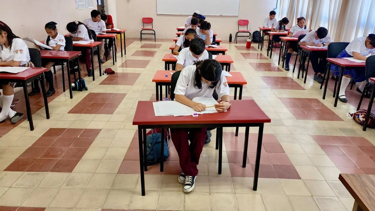 suspenden-clases-en-campeche-ante-amenaza-de-ciclon-tropical