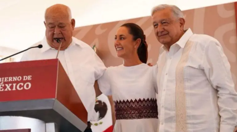 gobernador_de_bcs_se_conmueve_hasta_las_lagrimas_al_hablar_de_amlo_y_sheinbaum