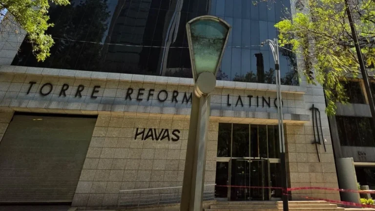 0a5a2744a81240ae8abe96a74342ab12