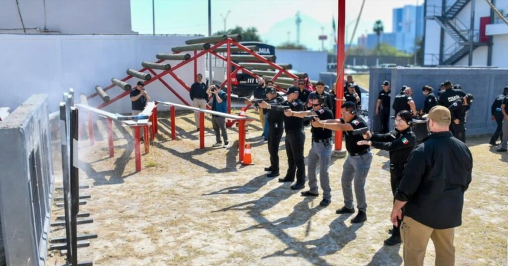 32d8679ab317497b95995a65fec8c384