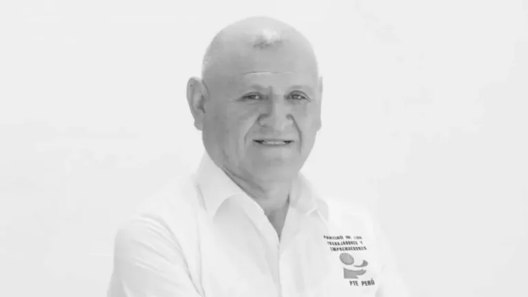 6546219d20a44e0585e877f525fa8e07