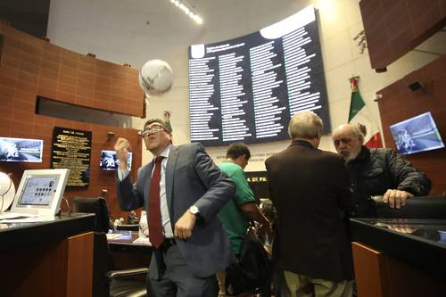 6ae1a0e2af65419b839f102b16a370ba