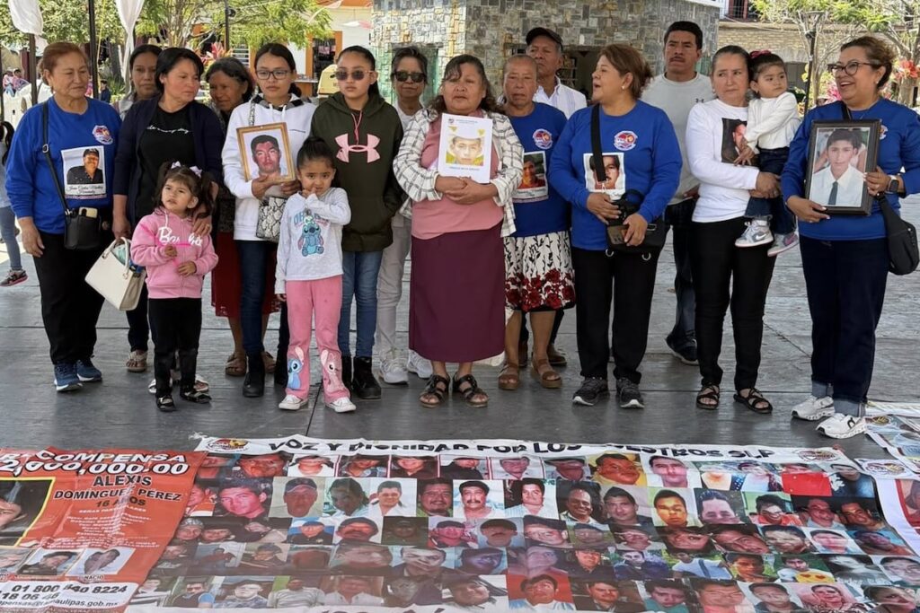 6eeeec6a14d043b9bb9e0e7ea3b45c64