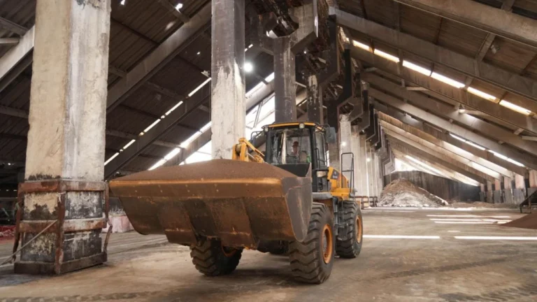 77c1bedc947f4085a357c7a71636fcd7