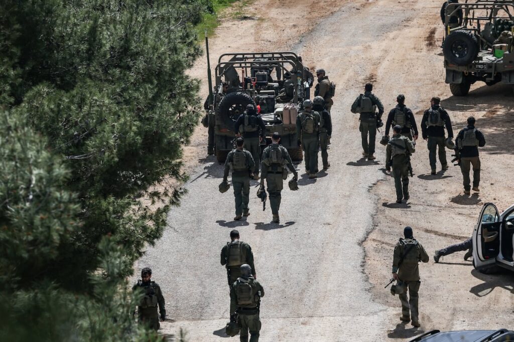 7bf4664706af48358ff6419c12479a55