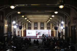 84bc12aea360441982342cde5f69336f