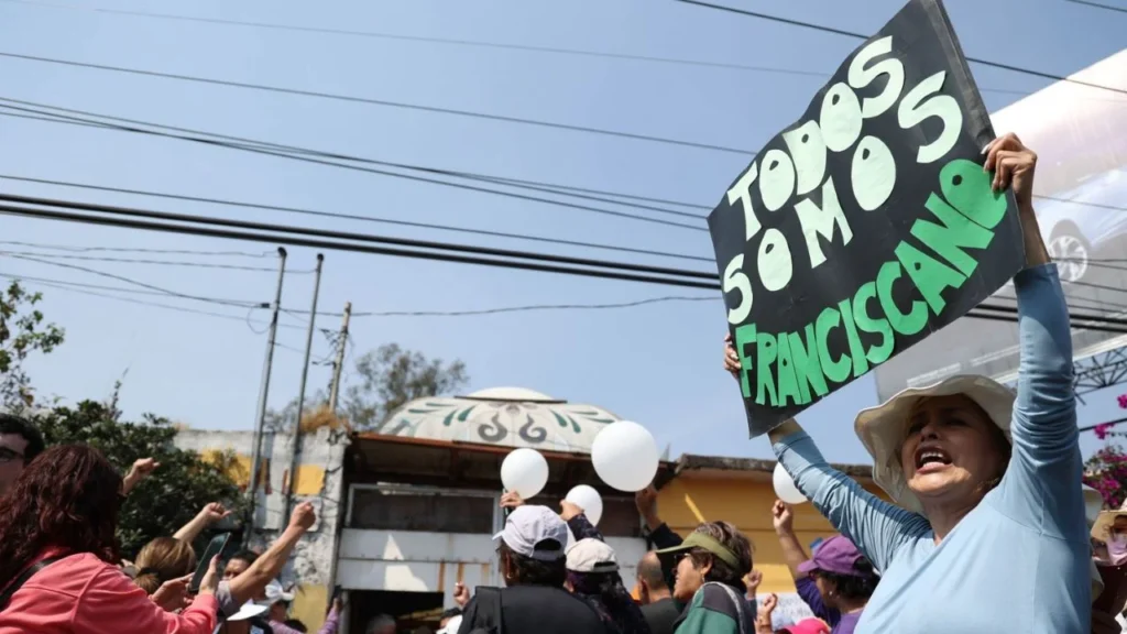 45c6aedbfcc945c8affba043ed190b97