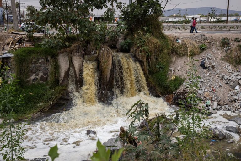 5b85882aef3547b390ddc77a4ccd9d28