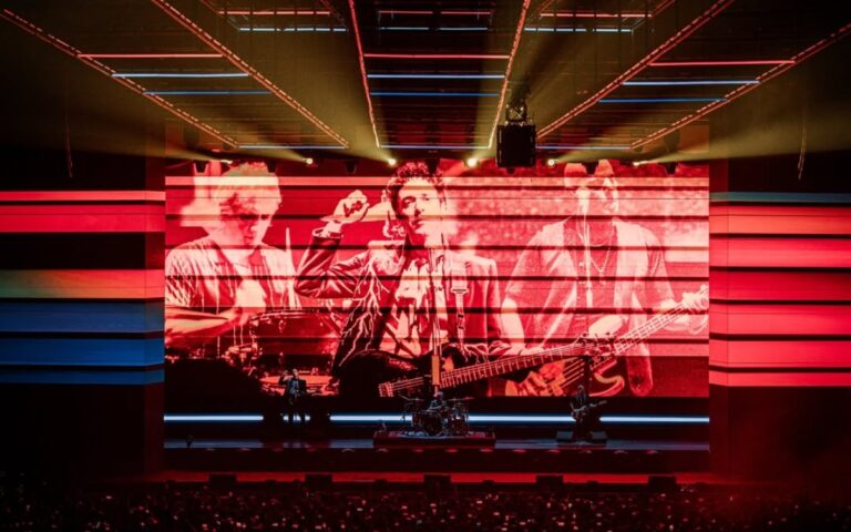 648062b692924d1bb7a305e5204708c1