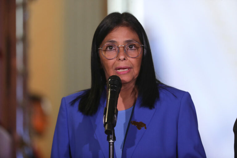 Delcy Rodríguez pide participar en primera votación de proyectos tras agresión de EE.UU.
