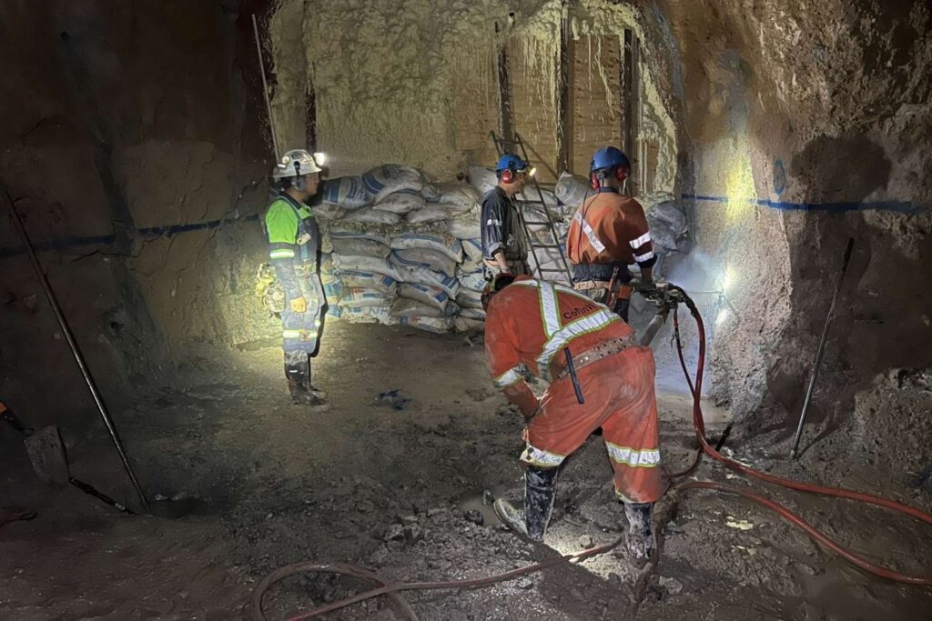 8d0686a034d4454383b04bbc470cc82a