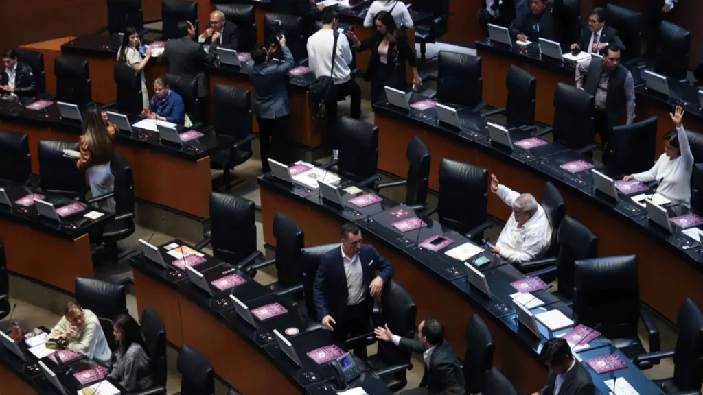 913cbcbbb8e446bbb6cce48d285ea7e9