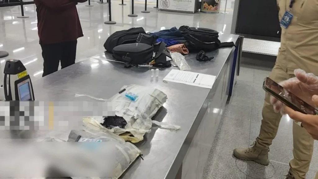 bd7128d2b4434956a08d62ee3fe82a8b