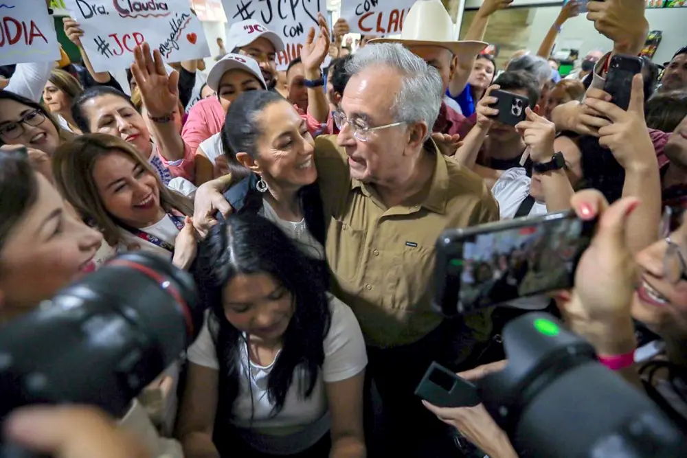 ruben rocha moya, gobernador de sinaloa con licencia