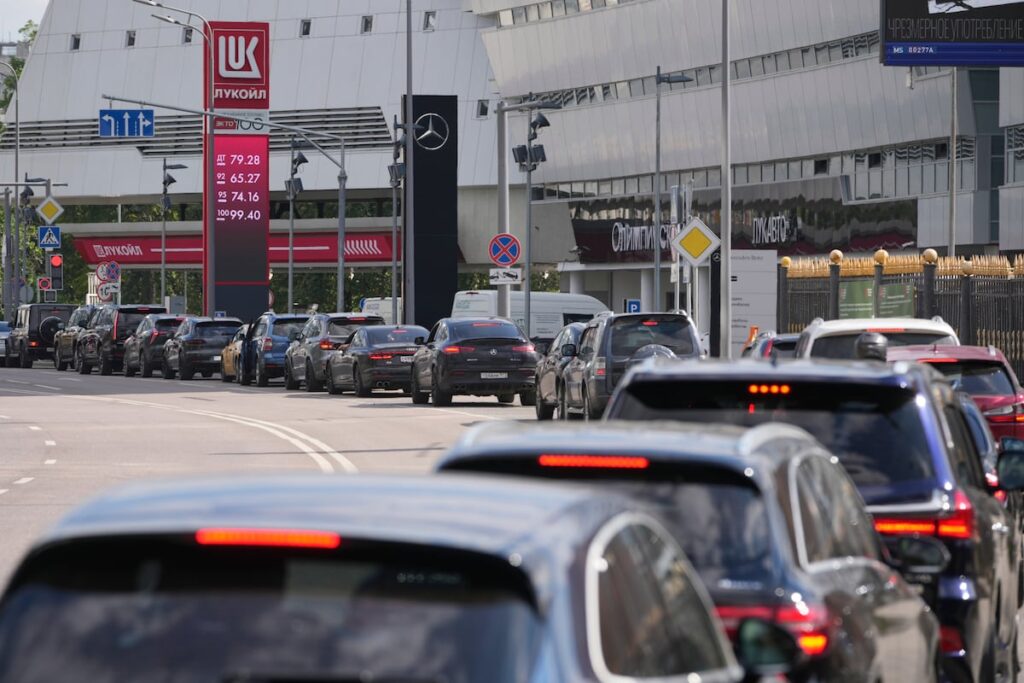 cfb7a7a052104d3d9d1656c413c098fe