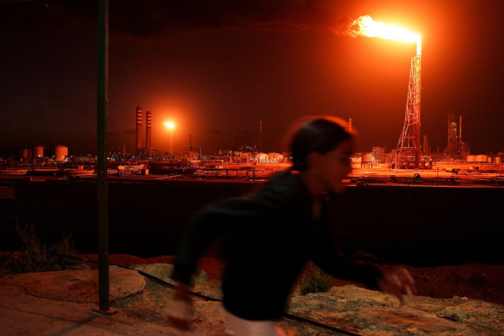 3fda266f57db4fd695996d1ab6d49e36
